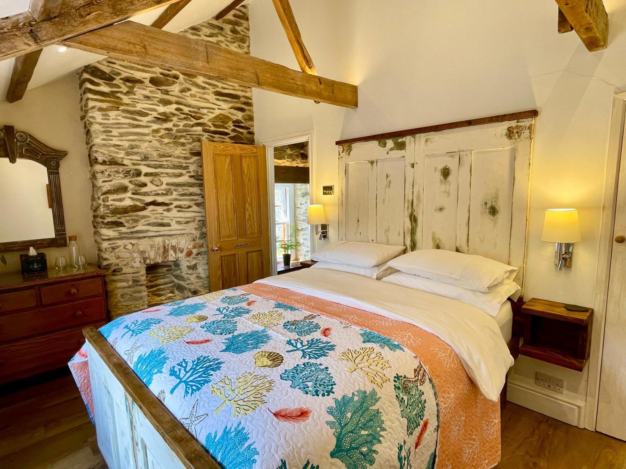Unique Retreat - 2 Bedroom Cliff Top Cottage With Large Terrace Portloe Eksteriør billede
